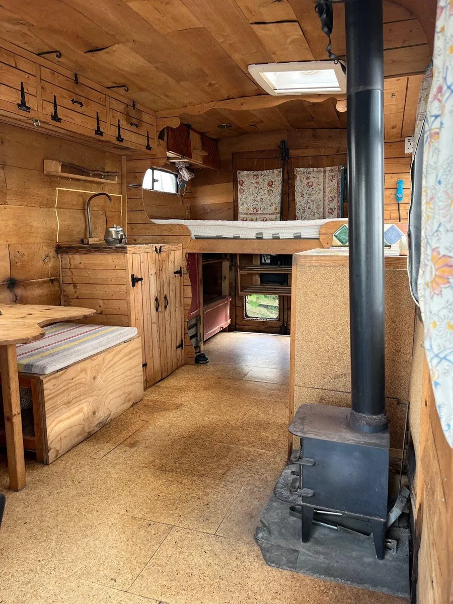 Camper / Tiny Home - Image 1