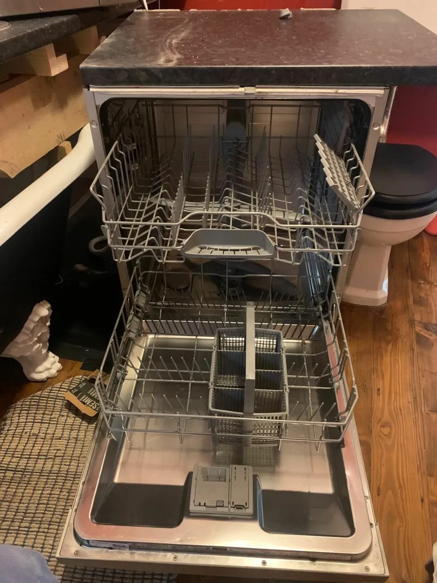 Bosch Serie 4  Brushed Chrome Dishwasher - Image 4