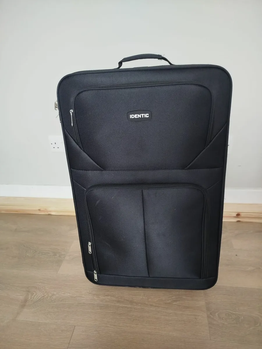 20 Kg Suitcase - Image 2