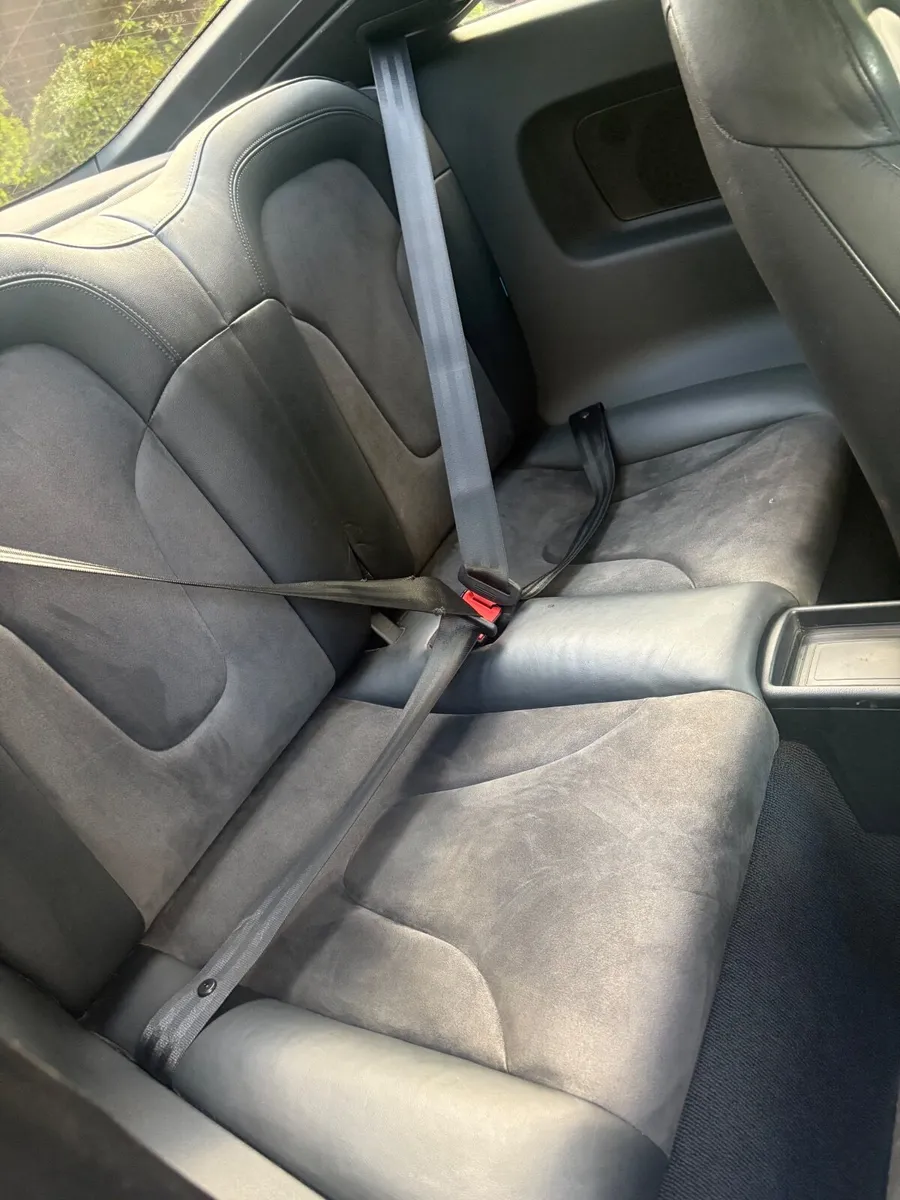 Car - Image 4