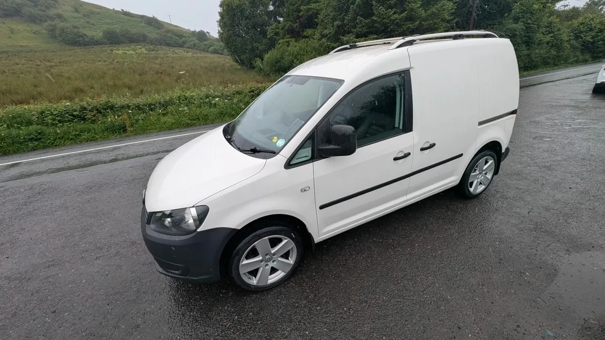 Volkswagen Caddy 2014 - Image 2