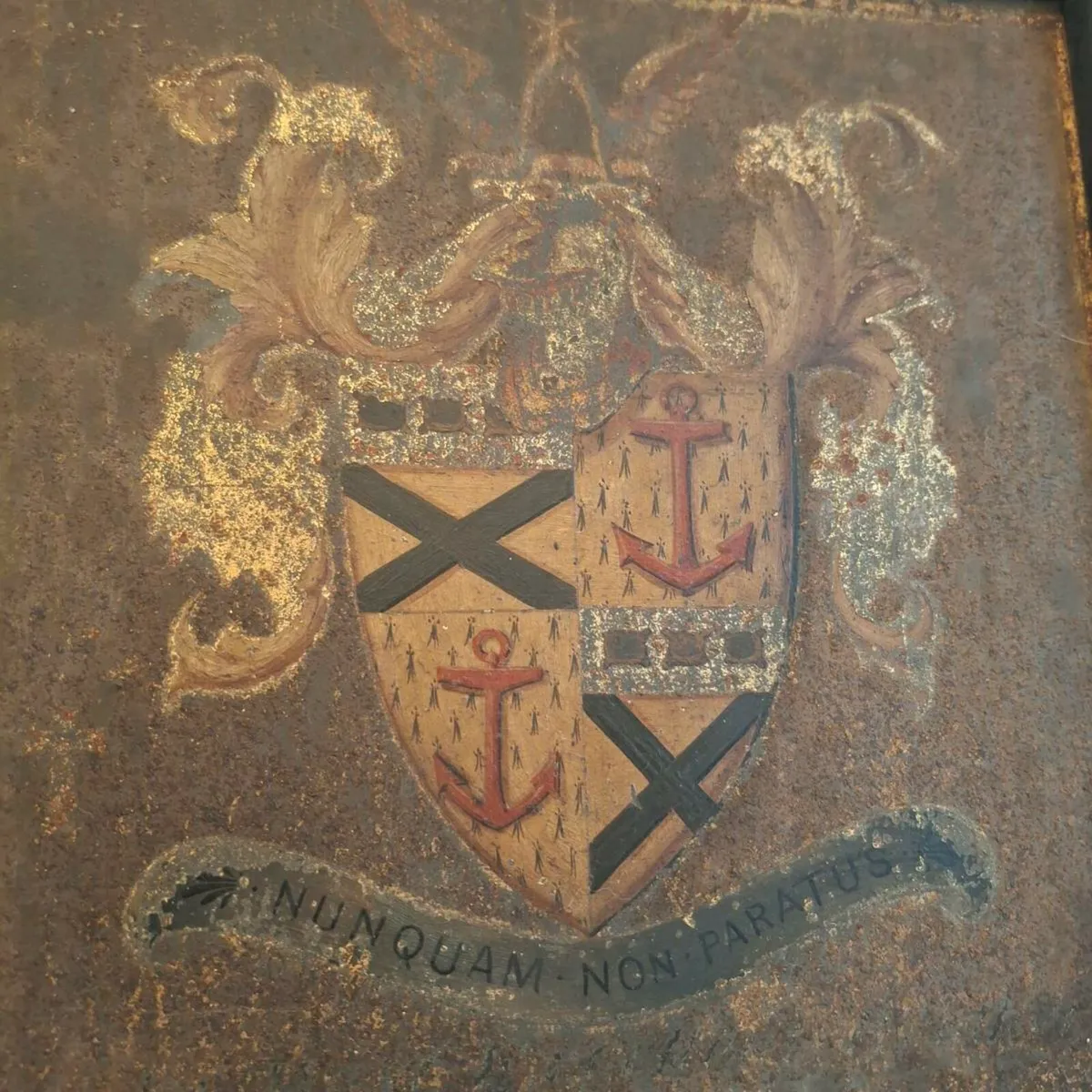 Pair of Mid 19th Century Family Crests - Image 3