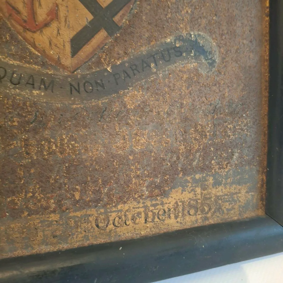 Pair of Mid 19th Century Family Crests - Image 4