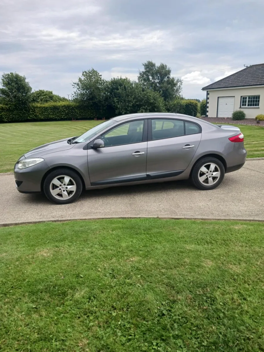 2011 Renault Fluence For Sale - Image 2