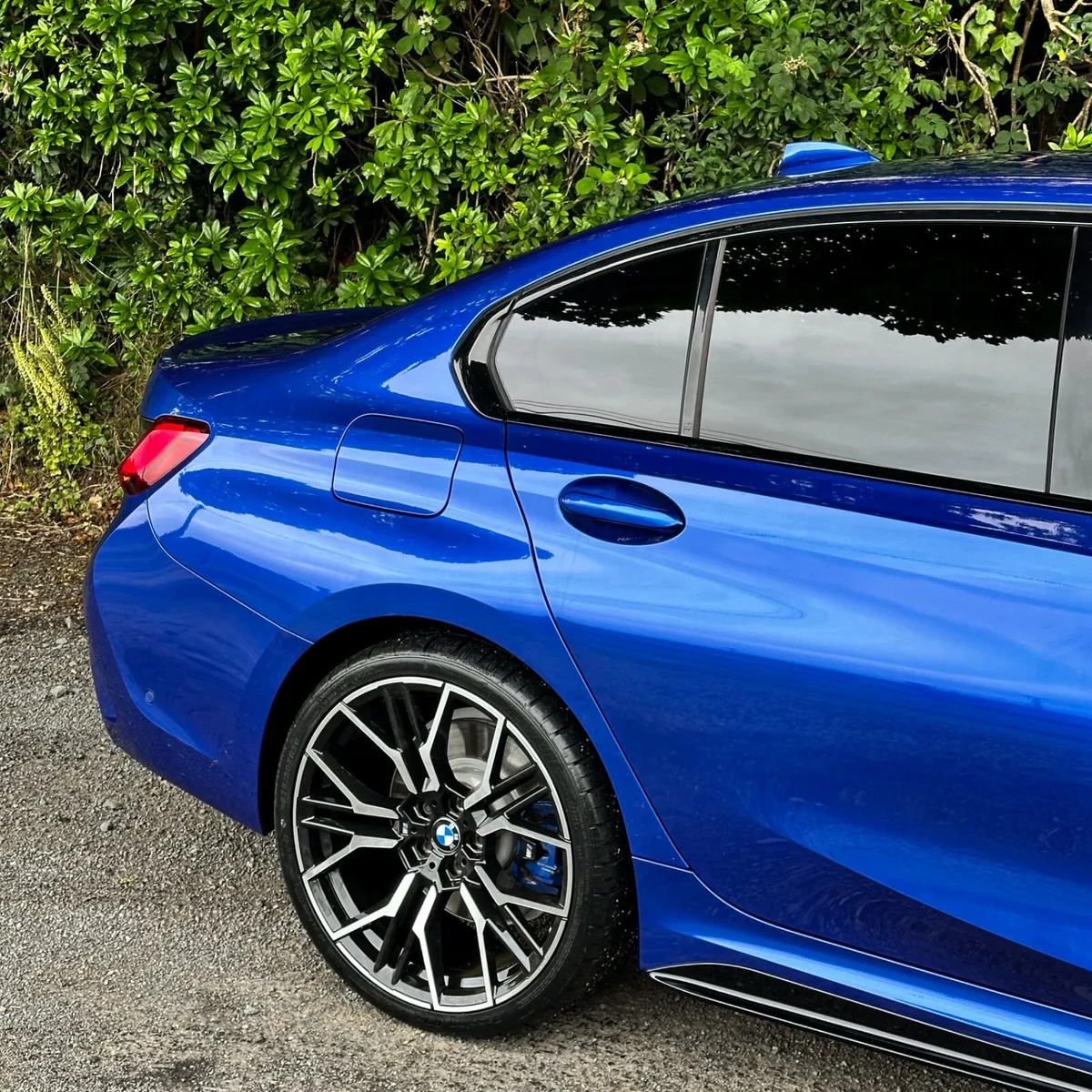 2020 (201)  BMW 330e M-SPORT PRO PACK  290BHP - Image 4