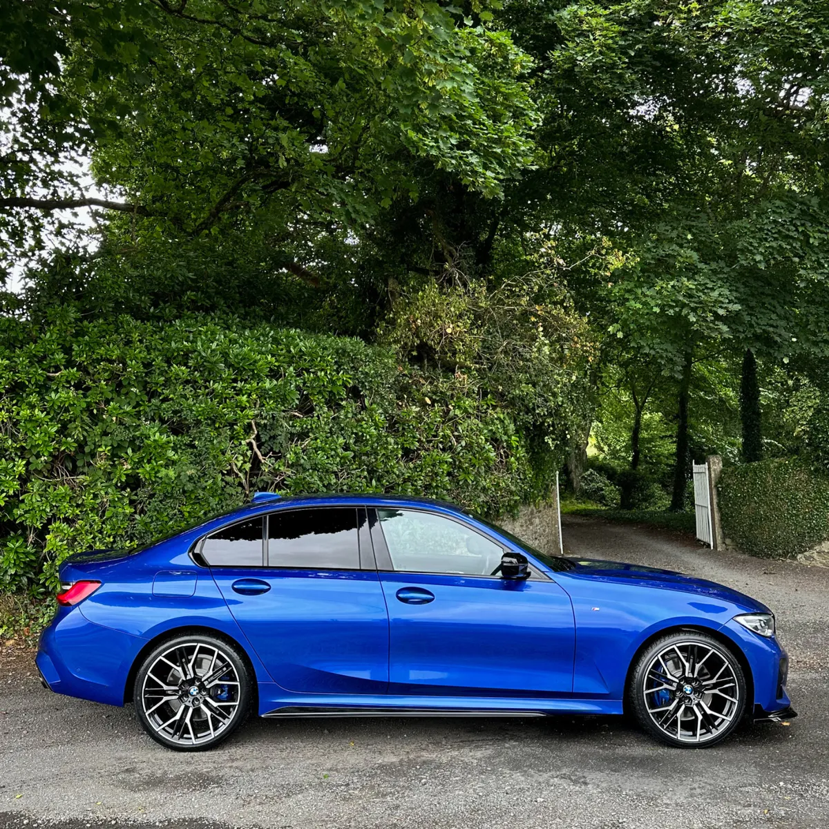 2020 (201)  BMW 330e M-SPORT PRO PACK  290BHP - Image 2