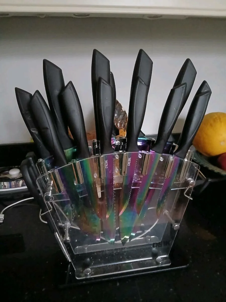 Knife holder - Image 1