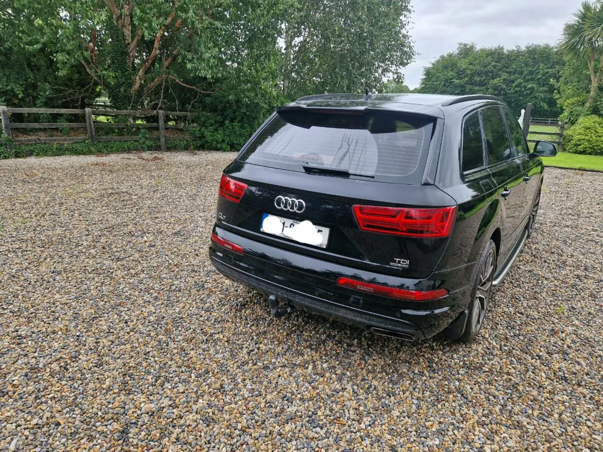 Audi Q7 - Image 4