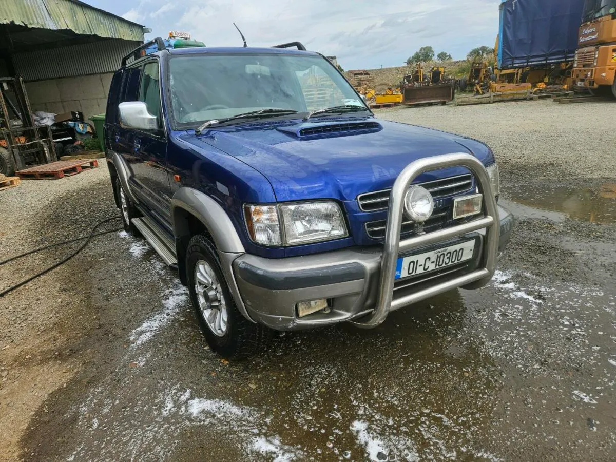 Isuzu  trooper - Image 2