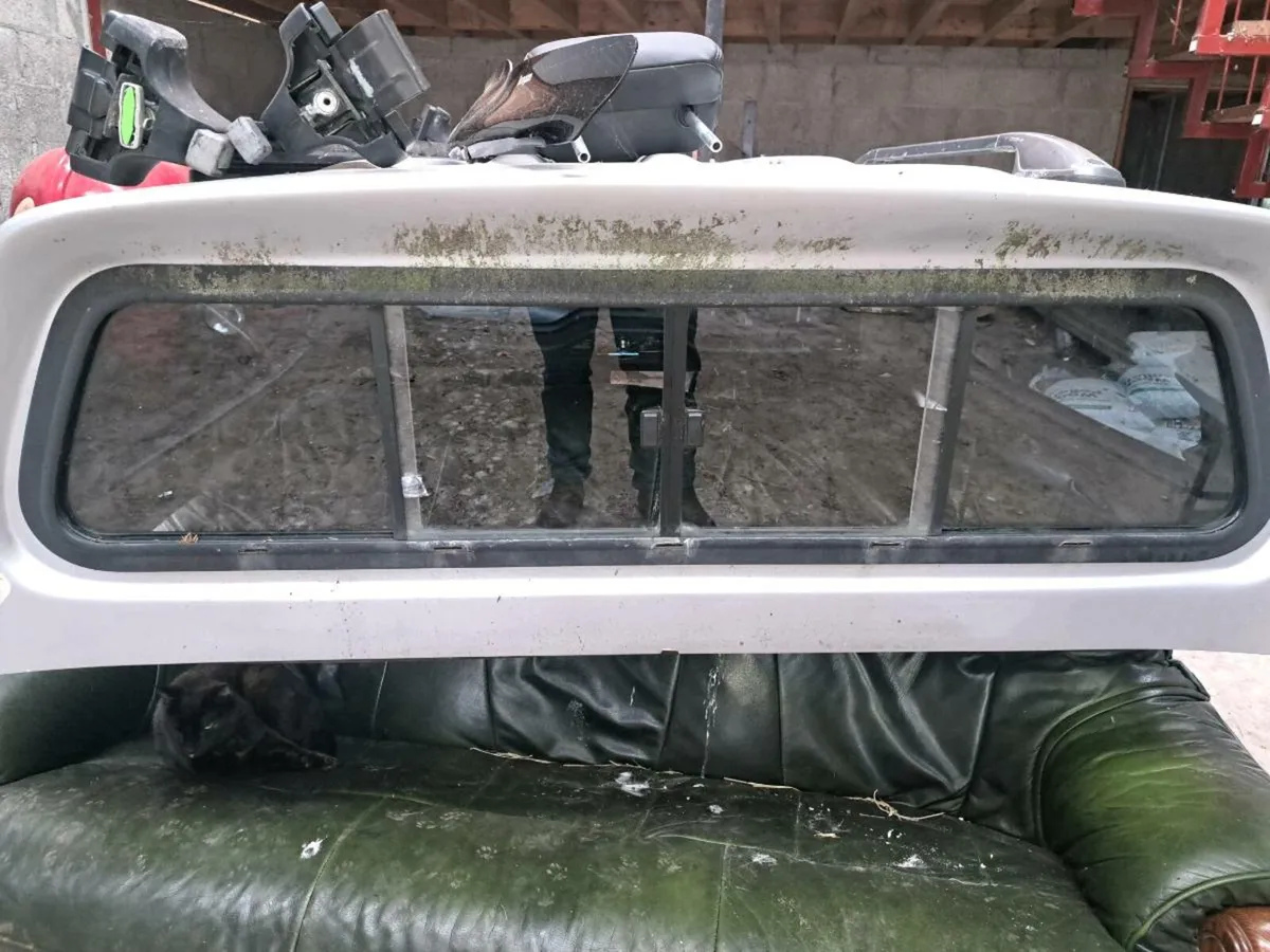 L200  canopy - Image 3