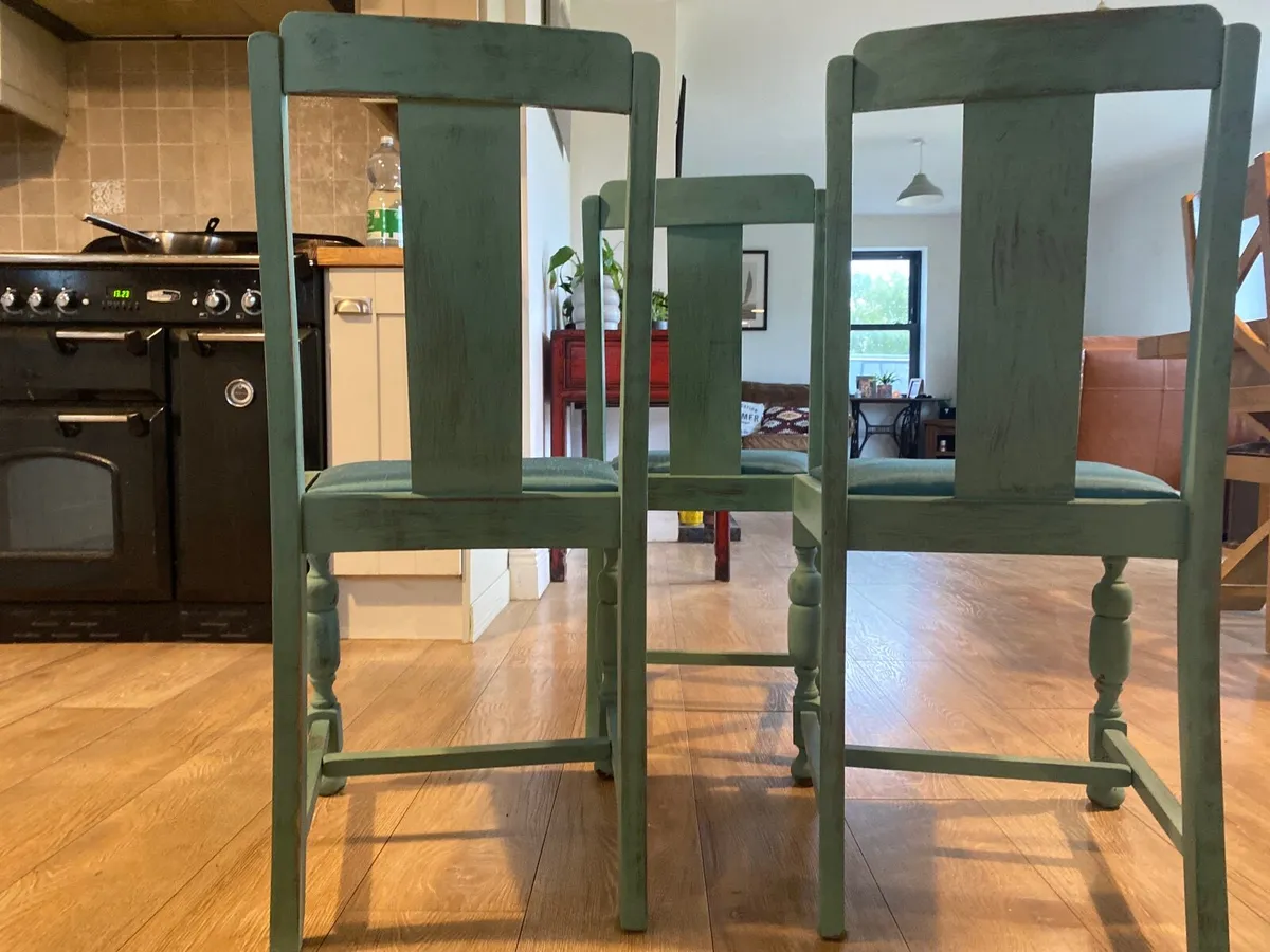 3 Up cycled /distressed chairs - Image 4