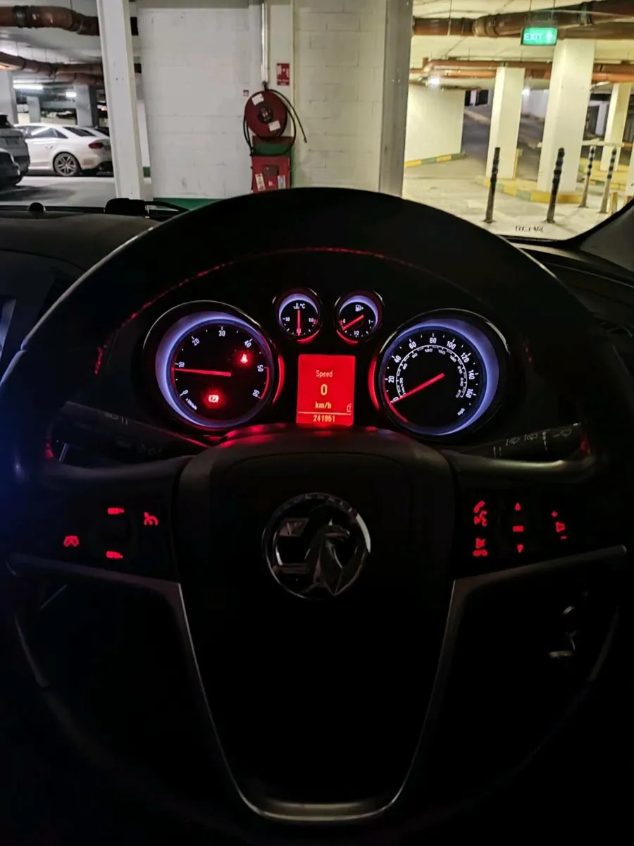 Vauxhall insignia - Image 4