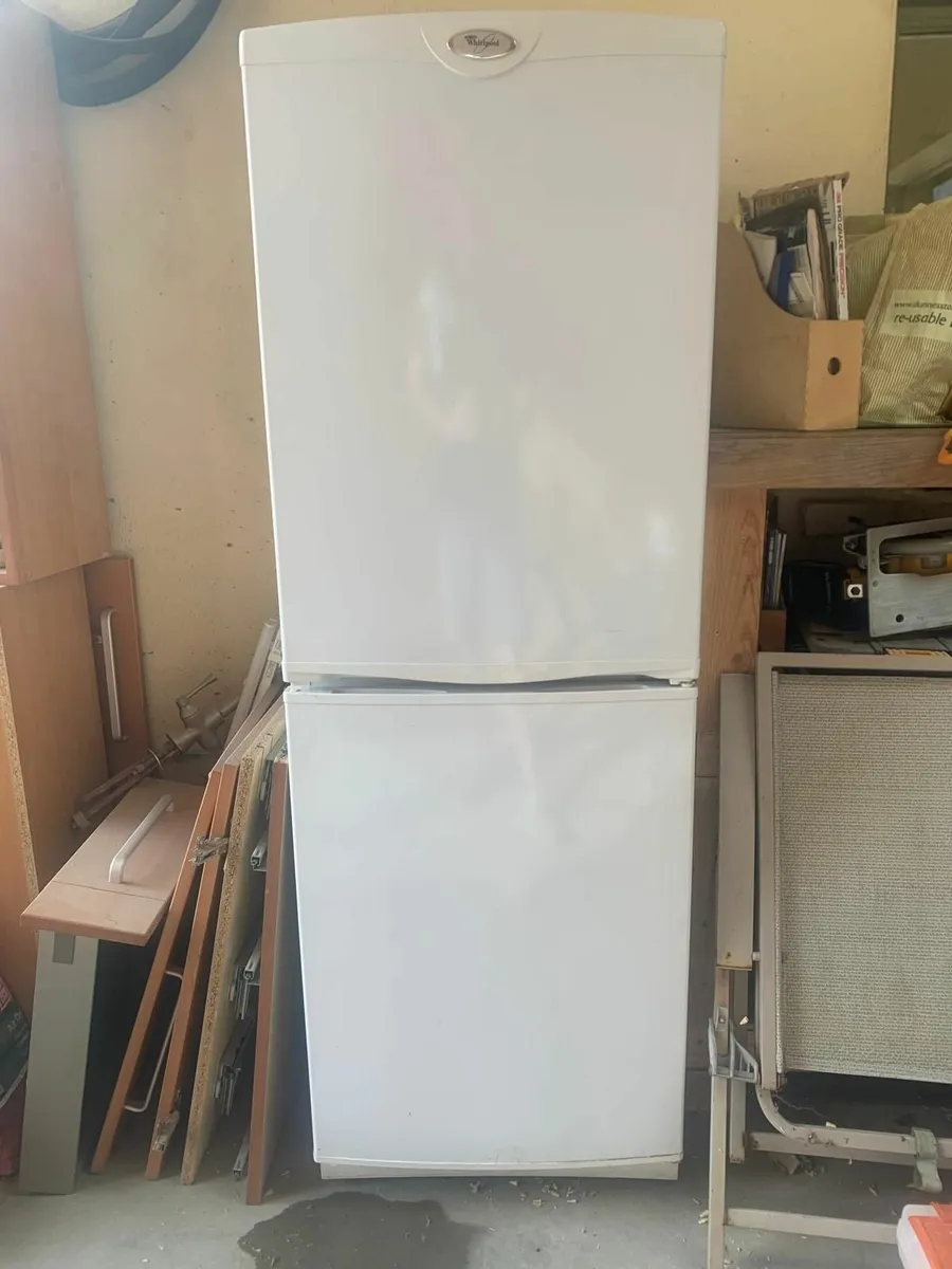 Samsung Fridge Freezer White - Image 2