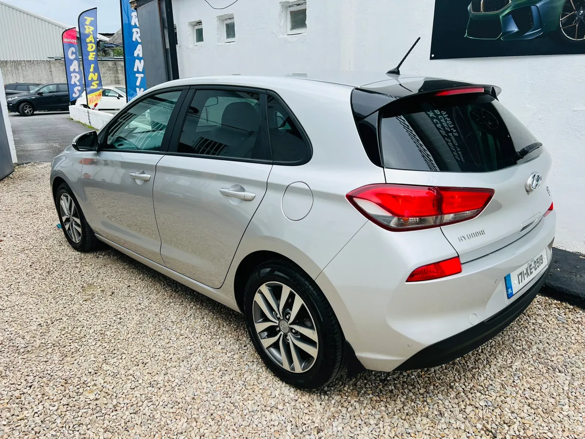 2017 Hyundai i30 Deluxe 1.0 High spec - Image 3