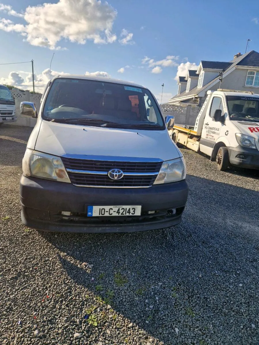 Toyota hiace - Image 2