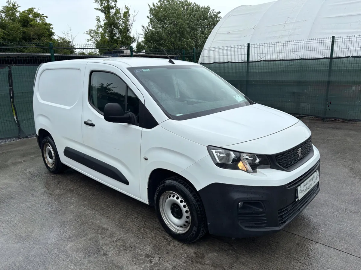 2019 Peugeot Partner Driver Home - Image 1