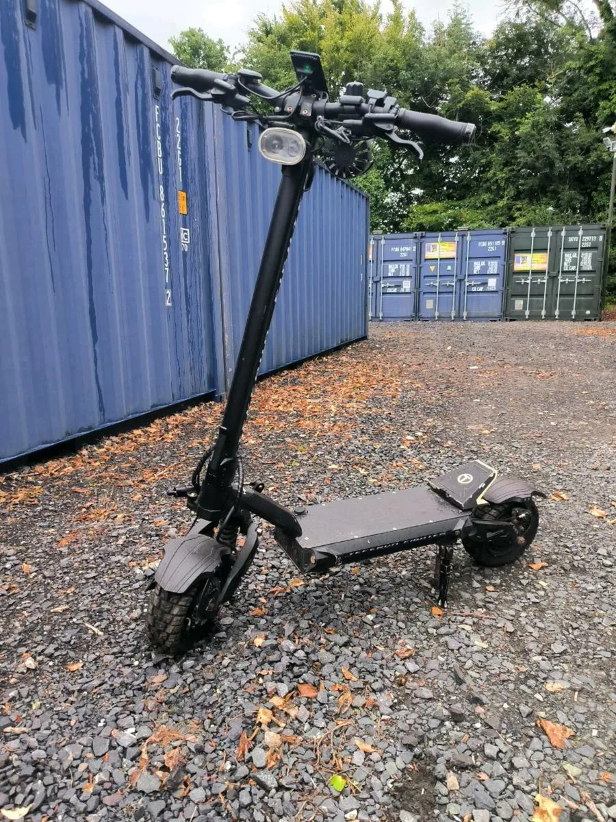 E-scooter - Image 1