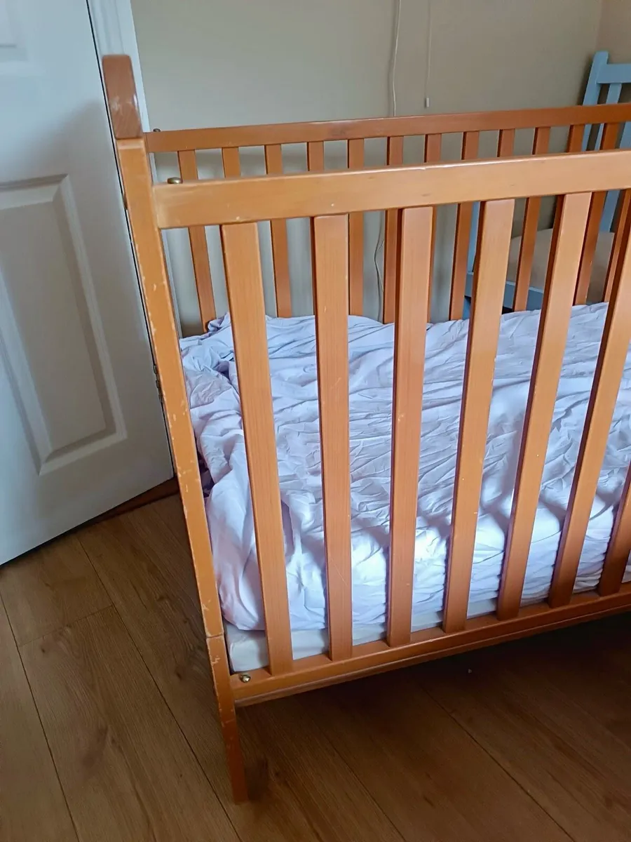 Wooden Baby Cot - Image 3
