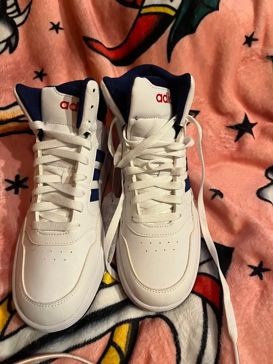 New Adidas trainers - Image 3