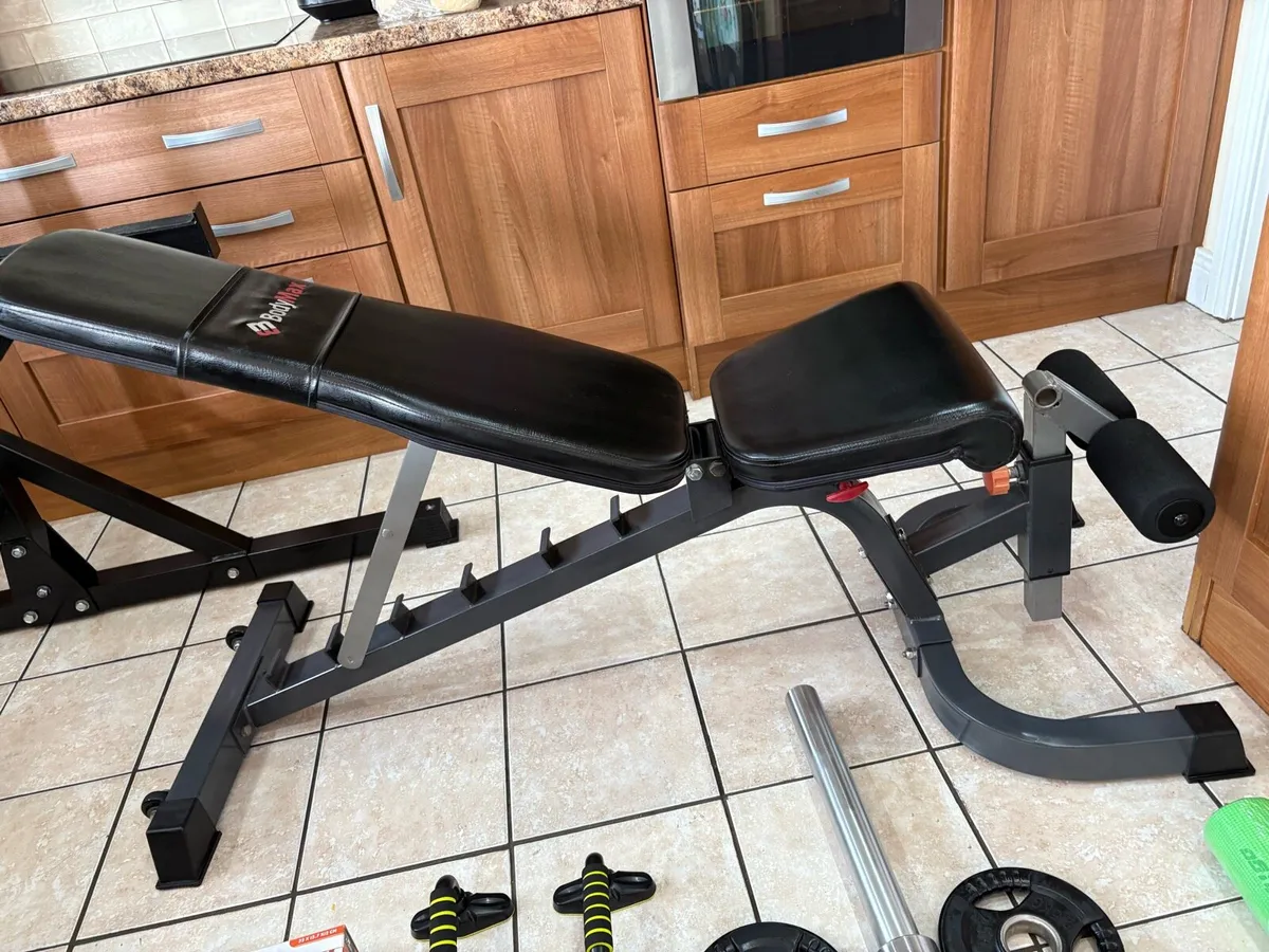 WITHOUT DOUBT  BEST GYM WEIGHTLIFTING SET UP!!! - Image 4