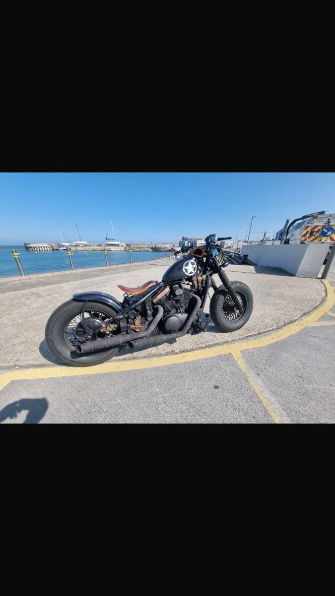 Bobber motor cycle - Image 1