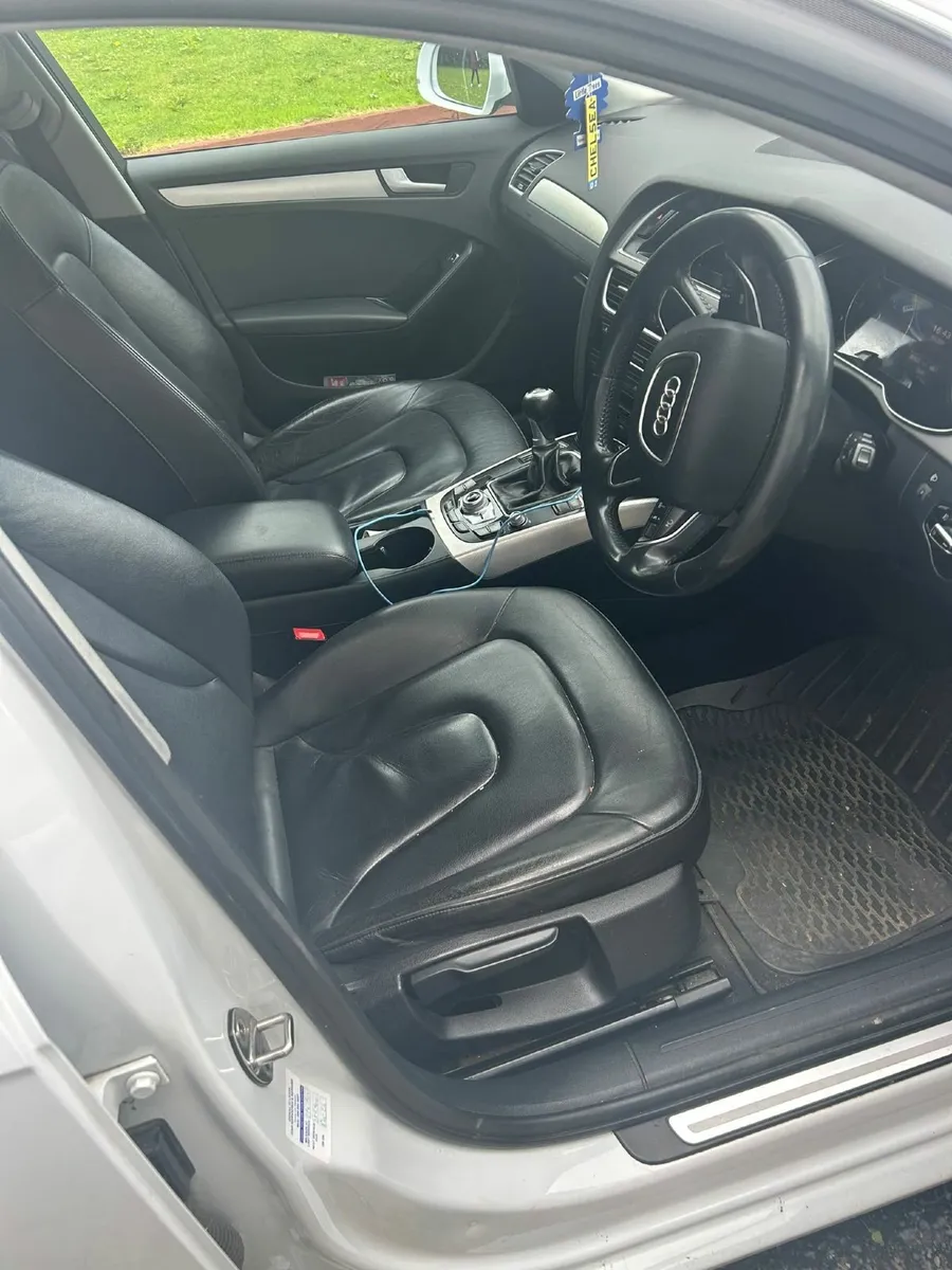 Audi A4 2015 - Image 3