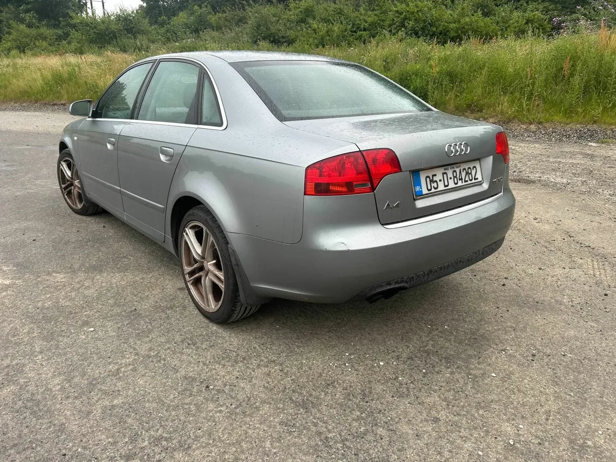 Audi A4 2005 - Image 4