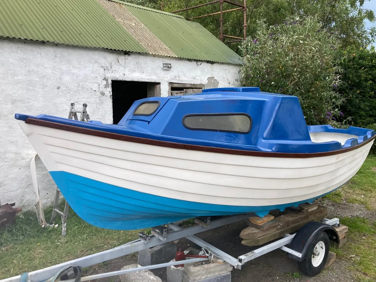 17’ cuddy fishing  boat - Image 1