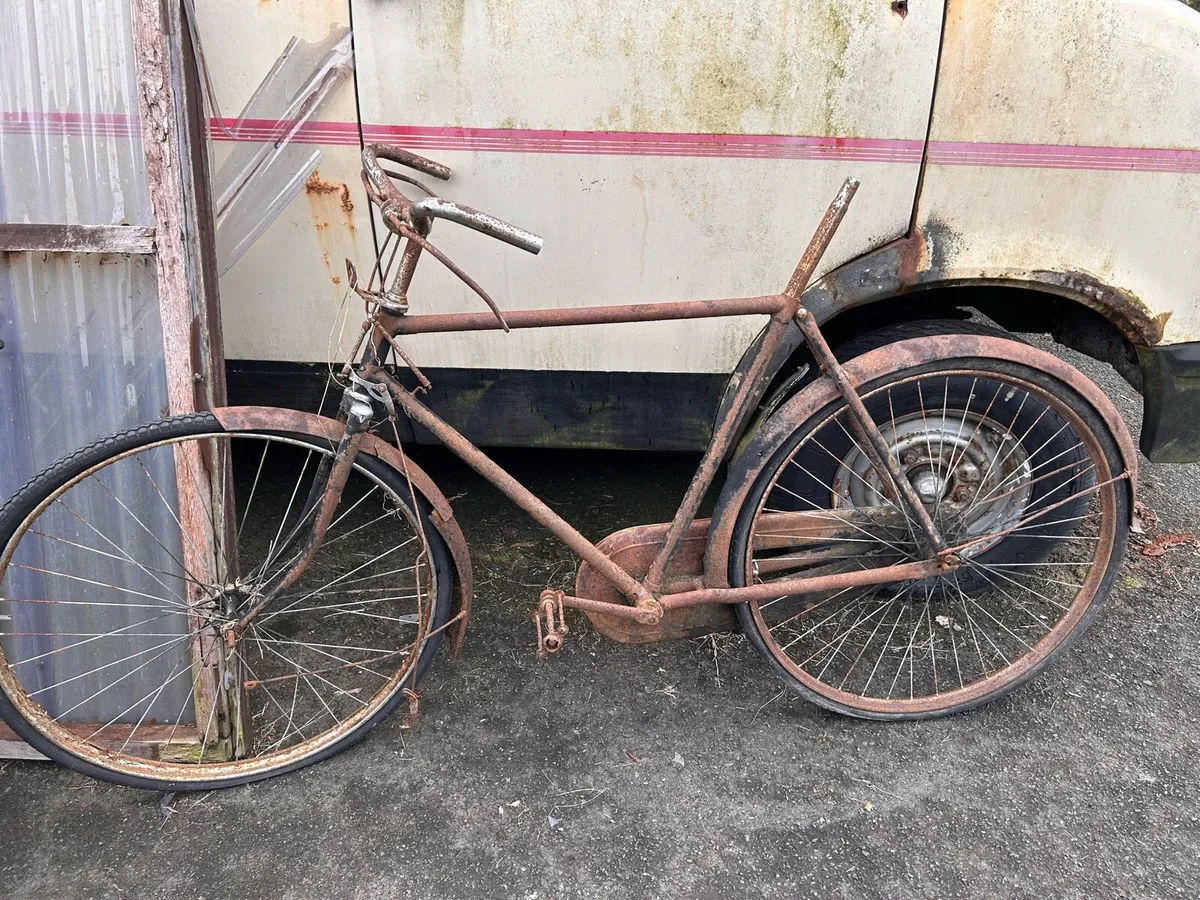 Vintage antique and collectibles - Image 3