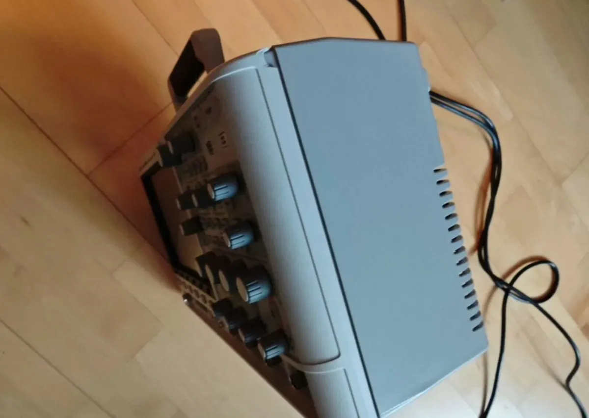 Keysight InfiniiVision dsox2024A 200MH Oscilloscop - Image 4