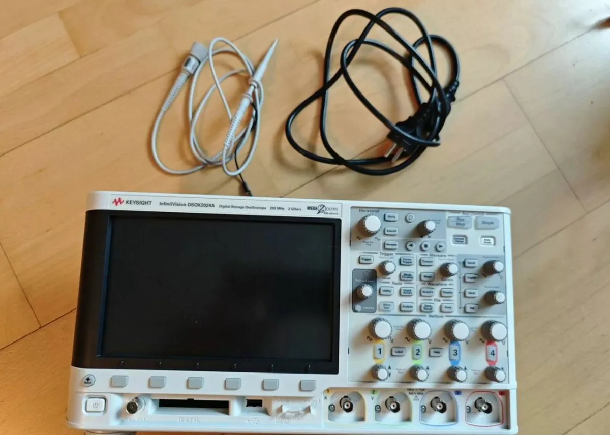 Keysight InfiniiVision dsox2024A 200MH Oscilloscop - Image 1