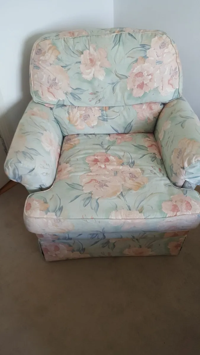Arm chair