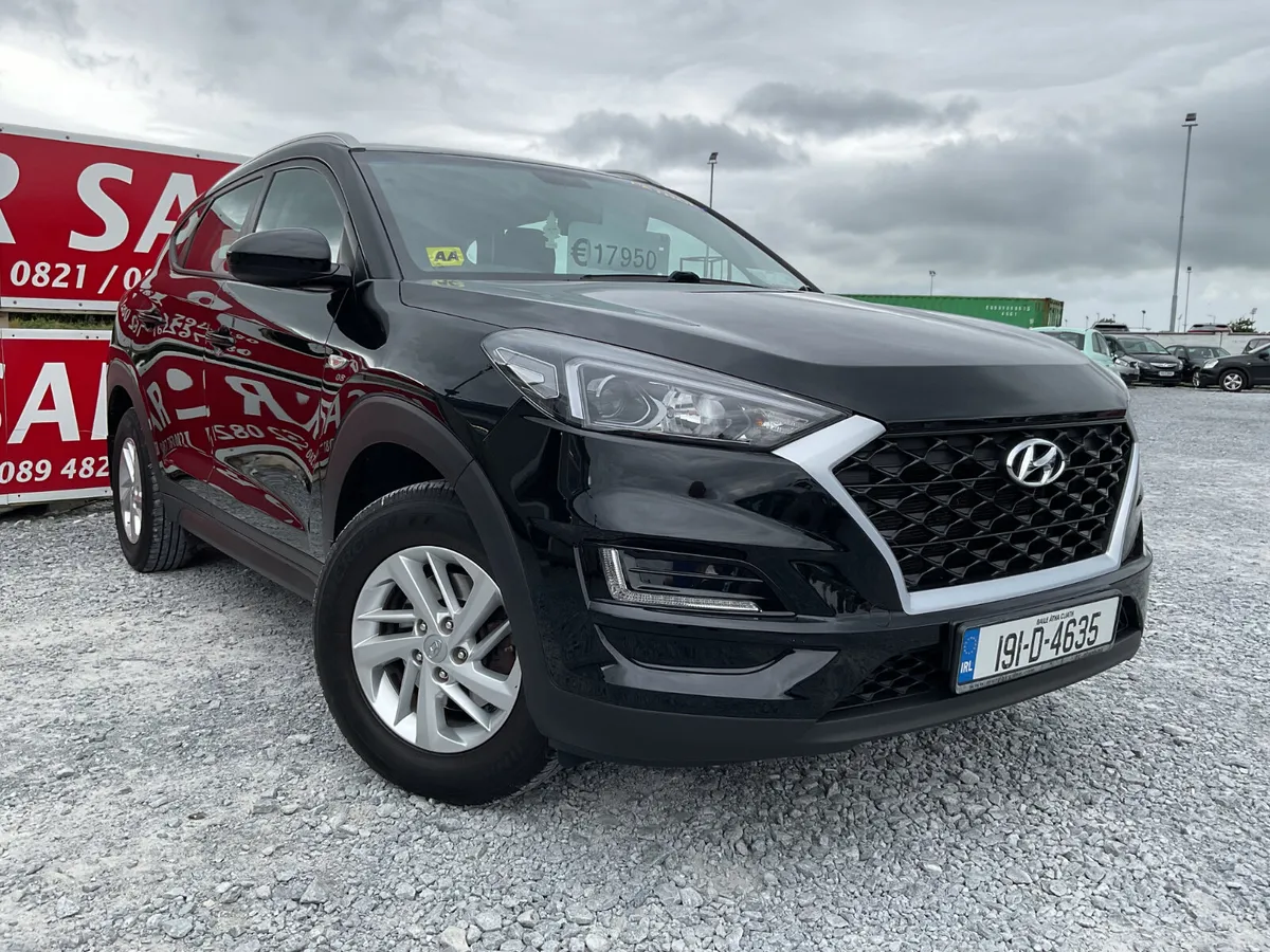 HYUNDAI TUCSON 1.6 PETROL  LOW KMS SPOTLESS - Image 1