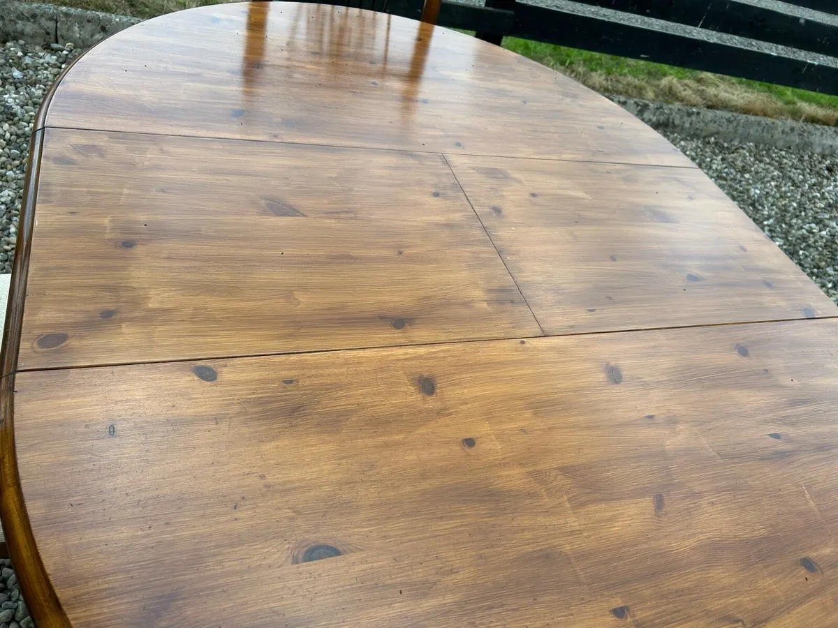 Table & 6 Chairs - Image 4
