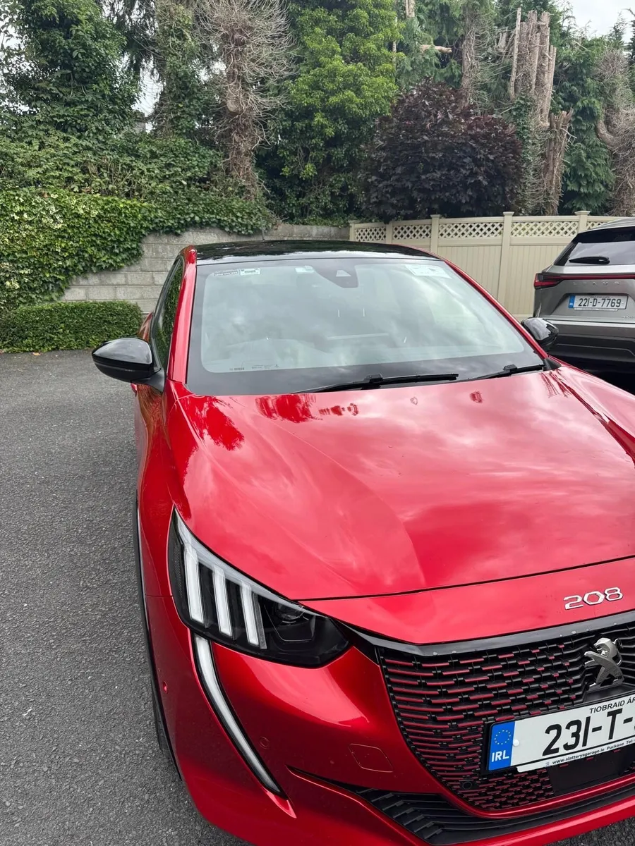 Peugeot 208 E-GT - Image 2