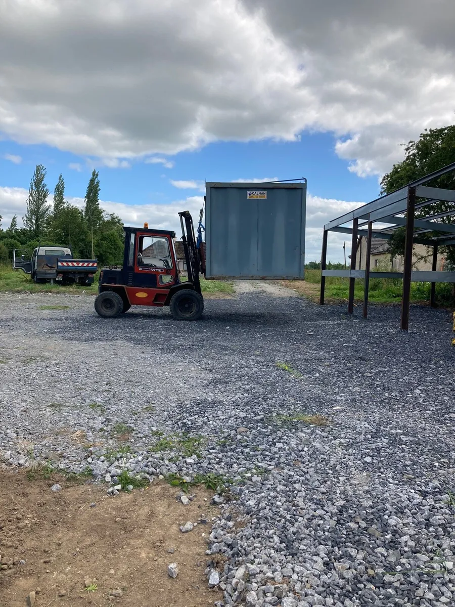 Forklift - Image 4