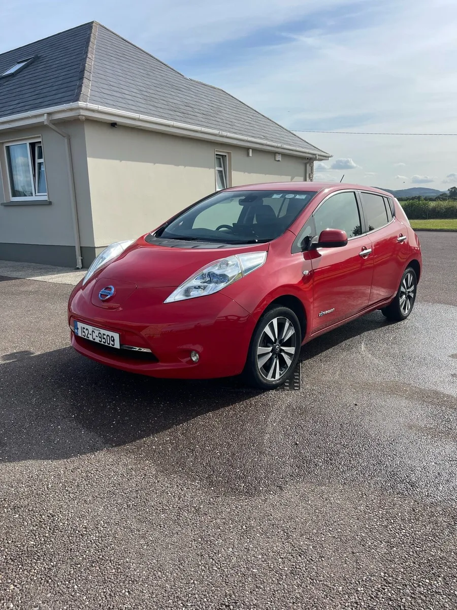 2015 Nissan Leaf Tekna – Top Spec | 24kWh | 6.6KW - Image 2