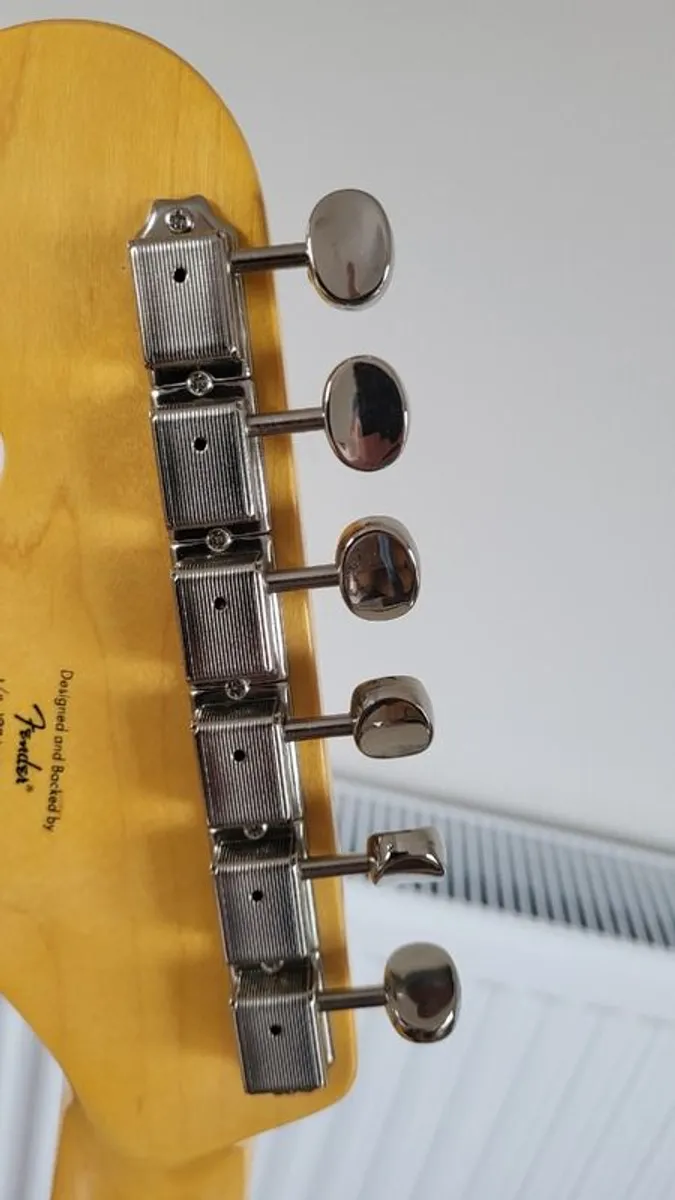 Squier Jaguar Classic Vibe 70s - Image 2