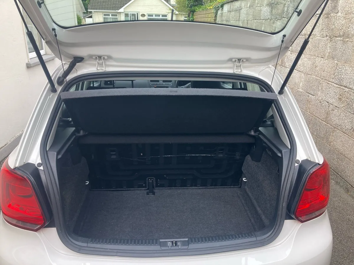 VW POLO 142 - Image 3