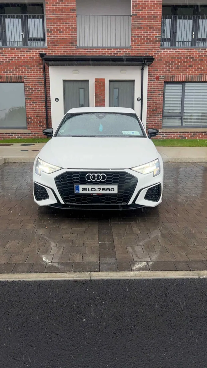 S line Audi a3 2021 - Image 2
