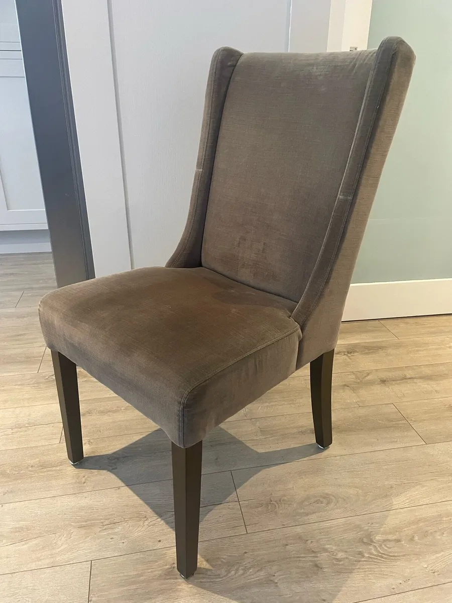 Set of 6 Meadows and Byrne Dining chairs - Image 1