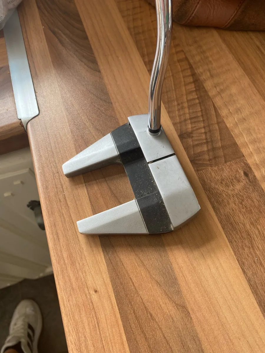 Odyssey o-works putter - Image 1
