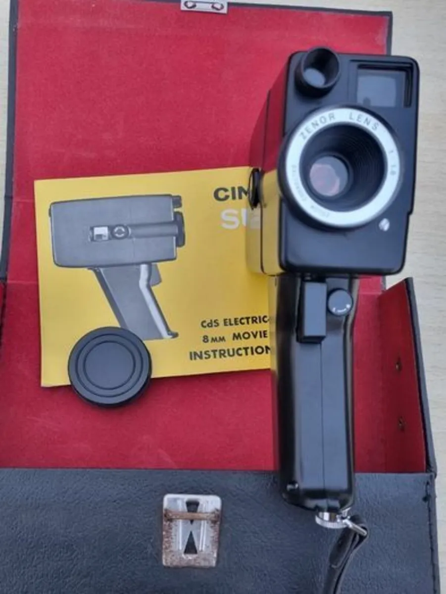 Vintage 8mm camera - Cinerex Super 8 - Image 2
