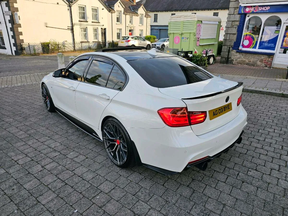 Bmw 3 series 318D M Sport F30 Sunroof model - Image 3