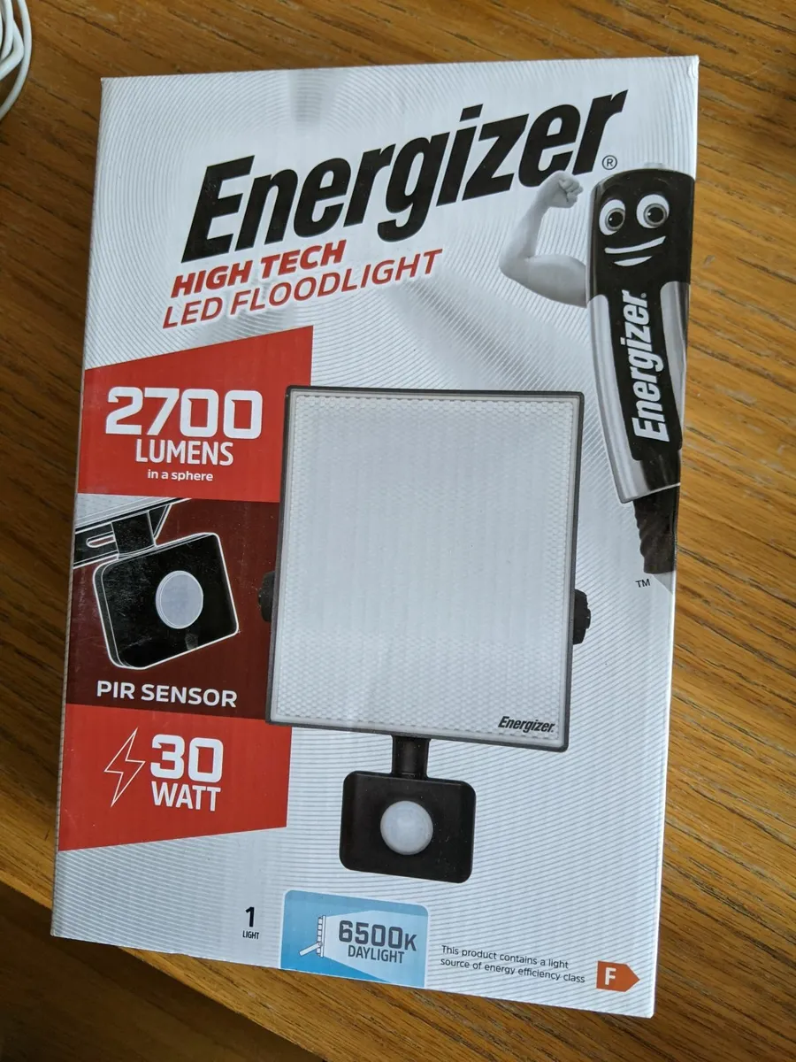 Energizer30W Led Floodlight w/ sensor