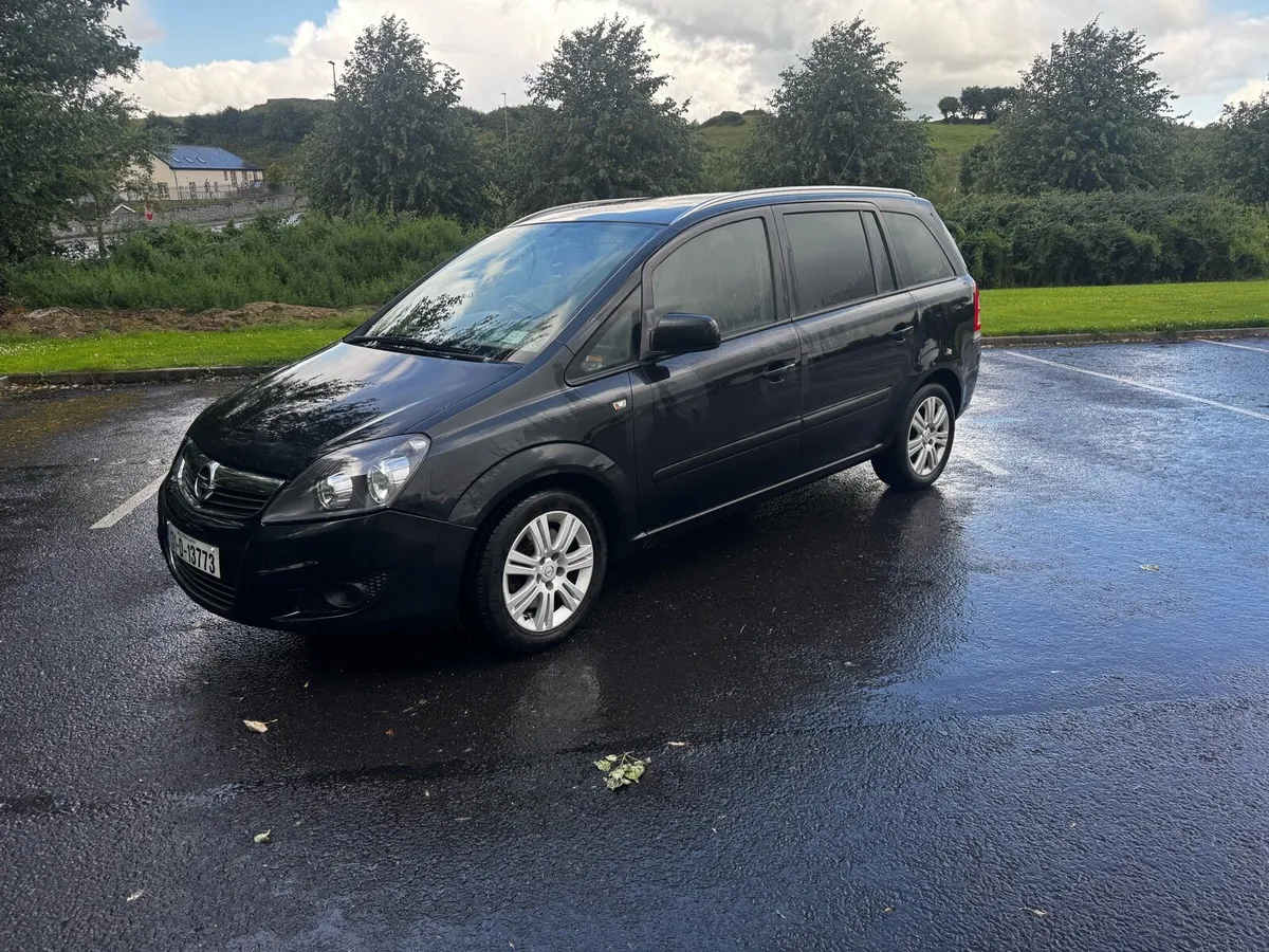 2013 opel zafira - Image 1