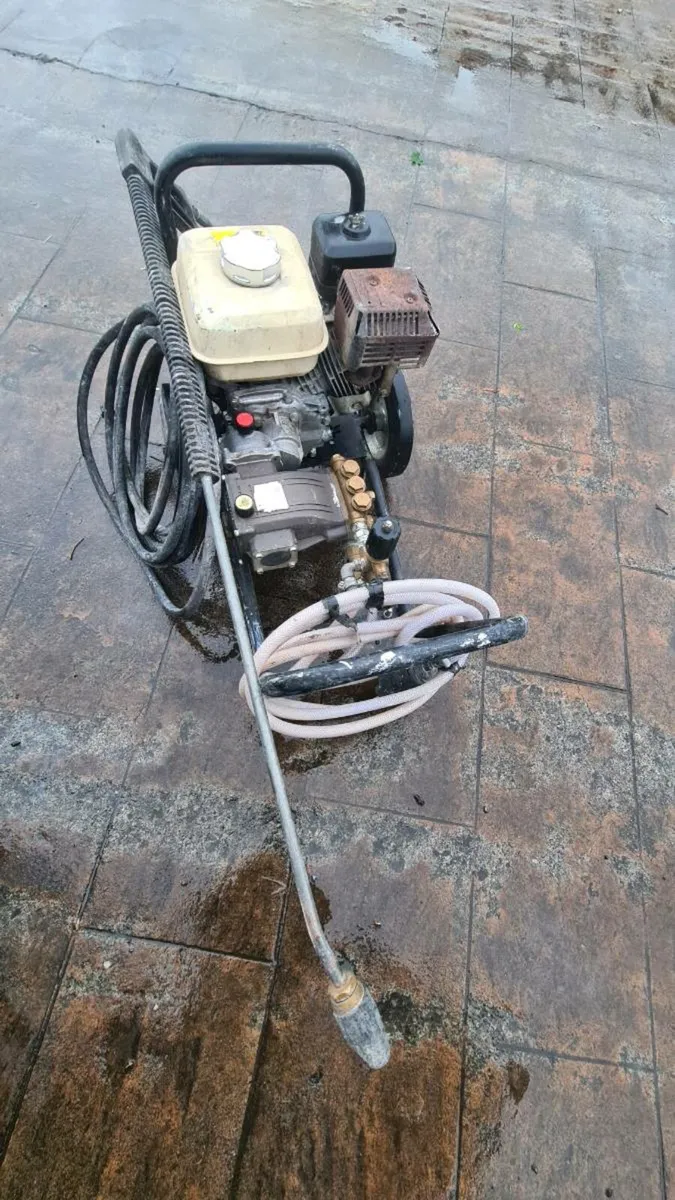 Power washer Honda - Image 1