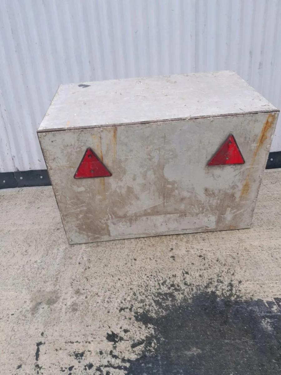Dog box - Image 3