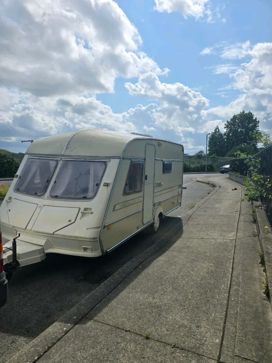 Caravan - Image 1