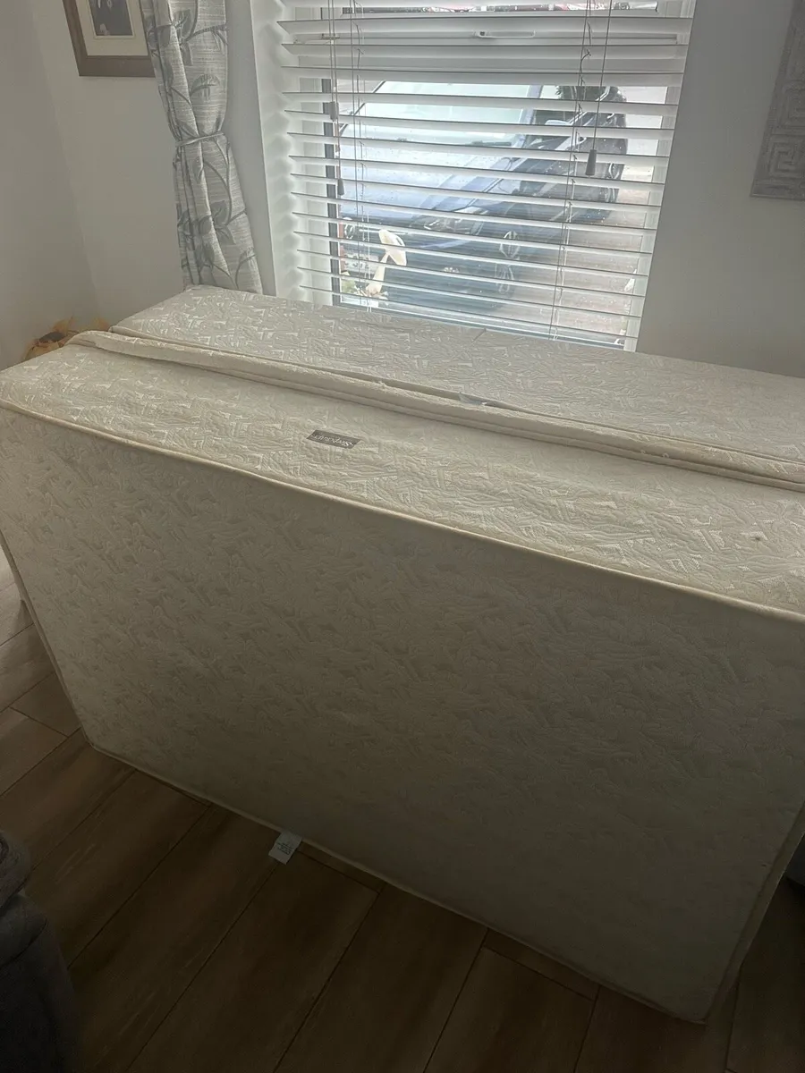 Bed base